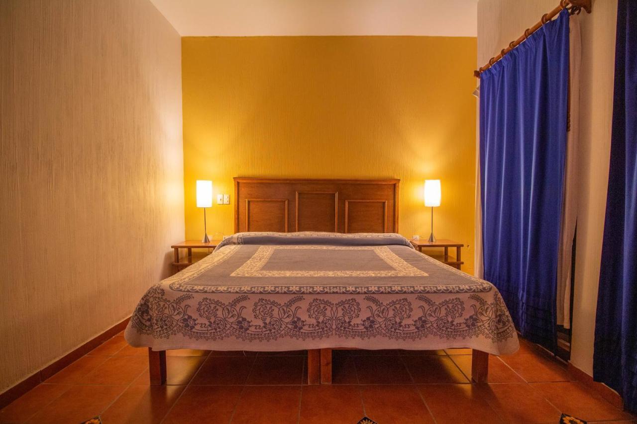 Hotel Degollado 外观 照片